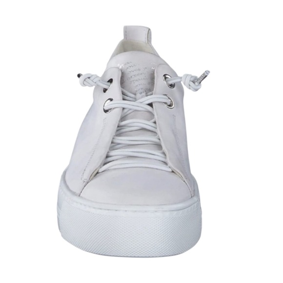 Ivory nubuk Leather Sneakers. US 7 New. - Picture 6 of 12